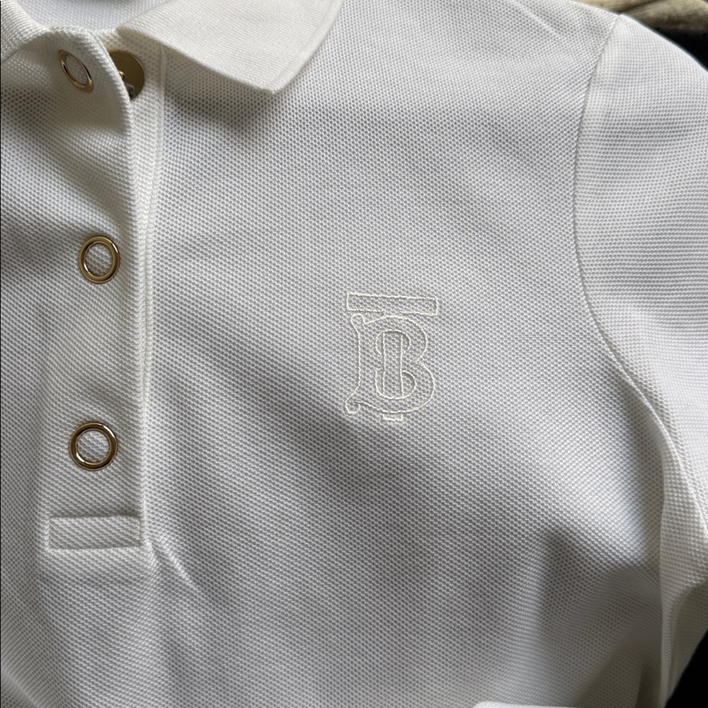 Women’s Burberry Polo - Picture 4 of 9